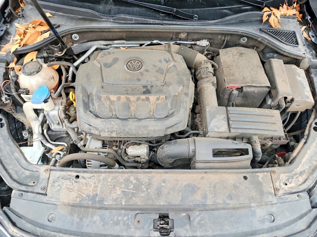 2018 VOLKSWAGEN Passat