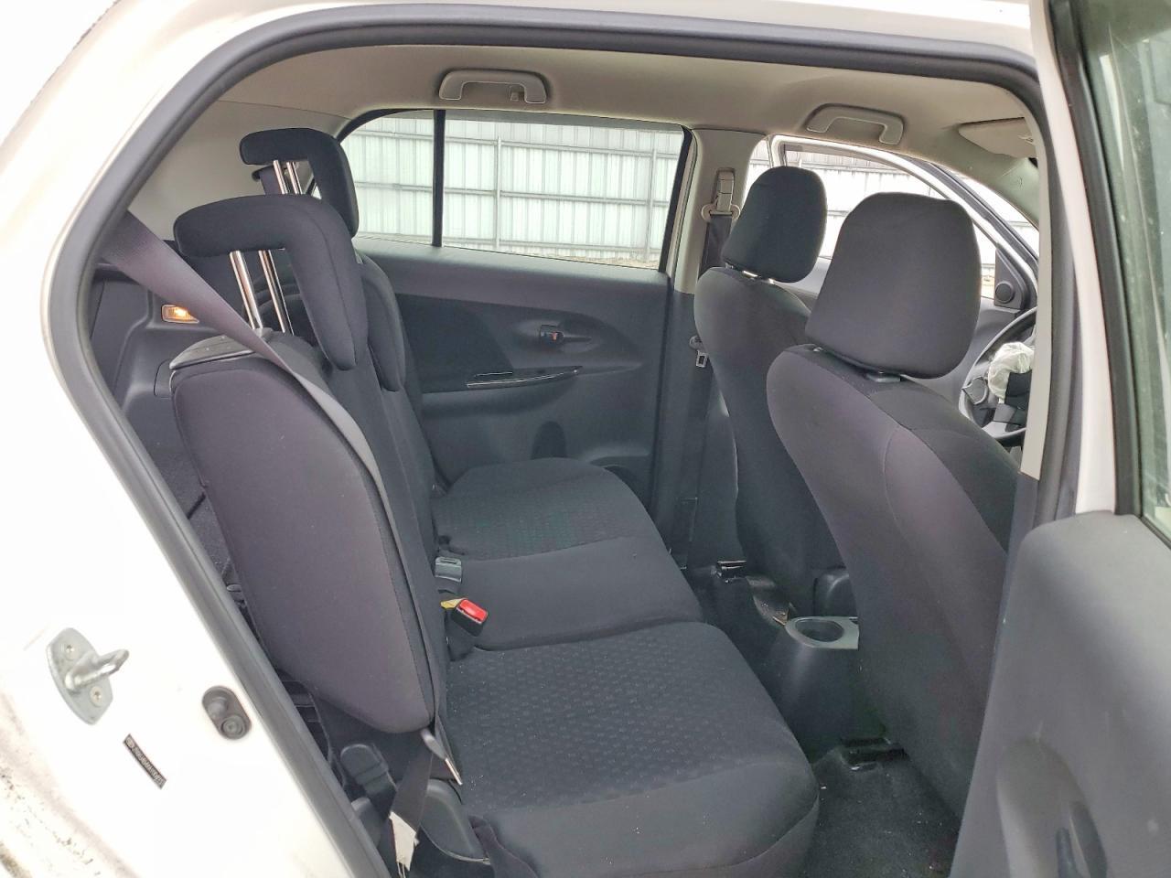 2010 TOYOTA SCION