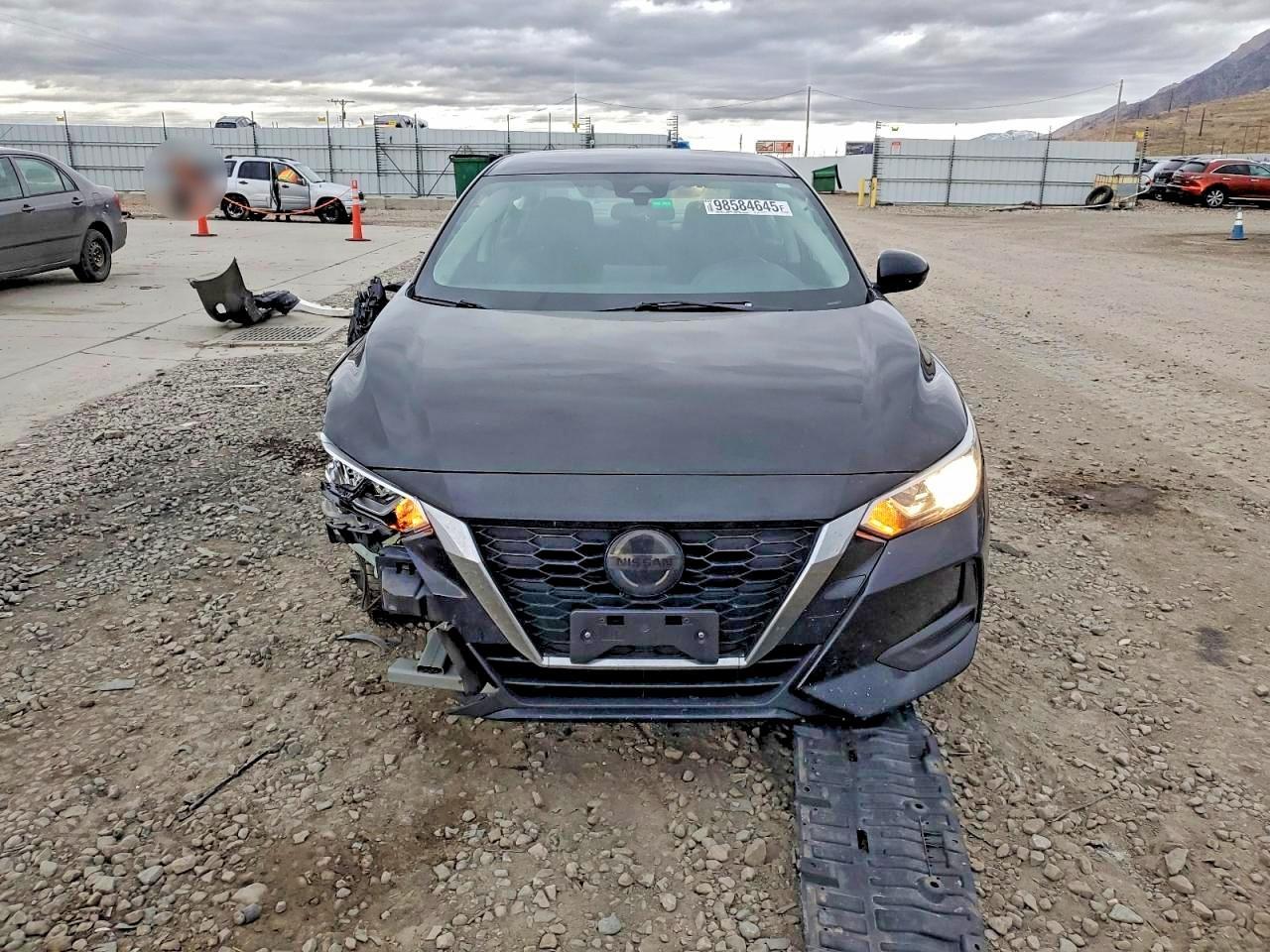 2022 NISSAN SENTRA