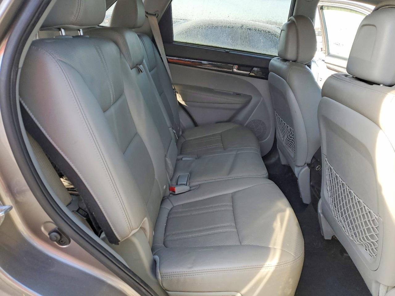 2014 KIA SORENTO