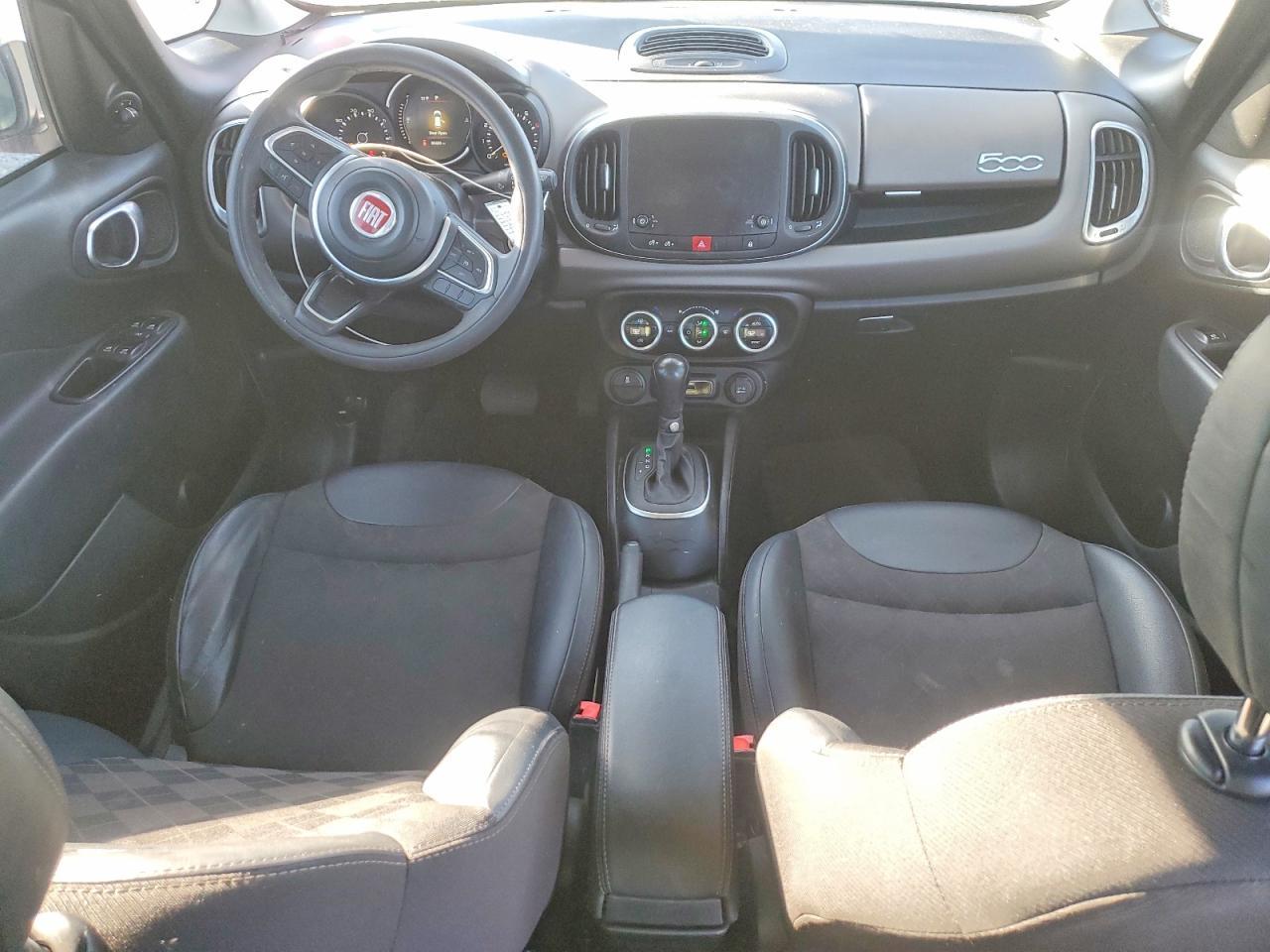 2018 FIAT 500L