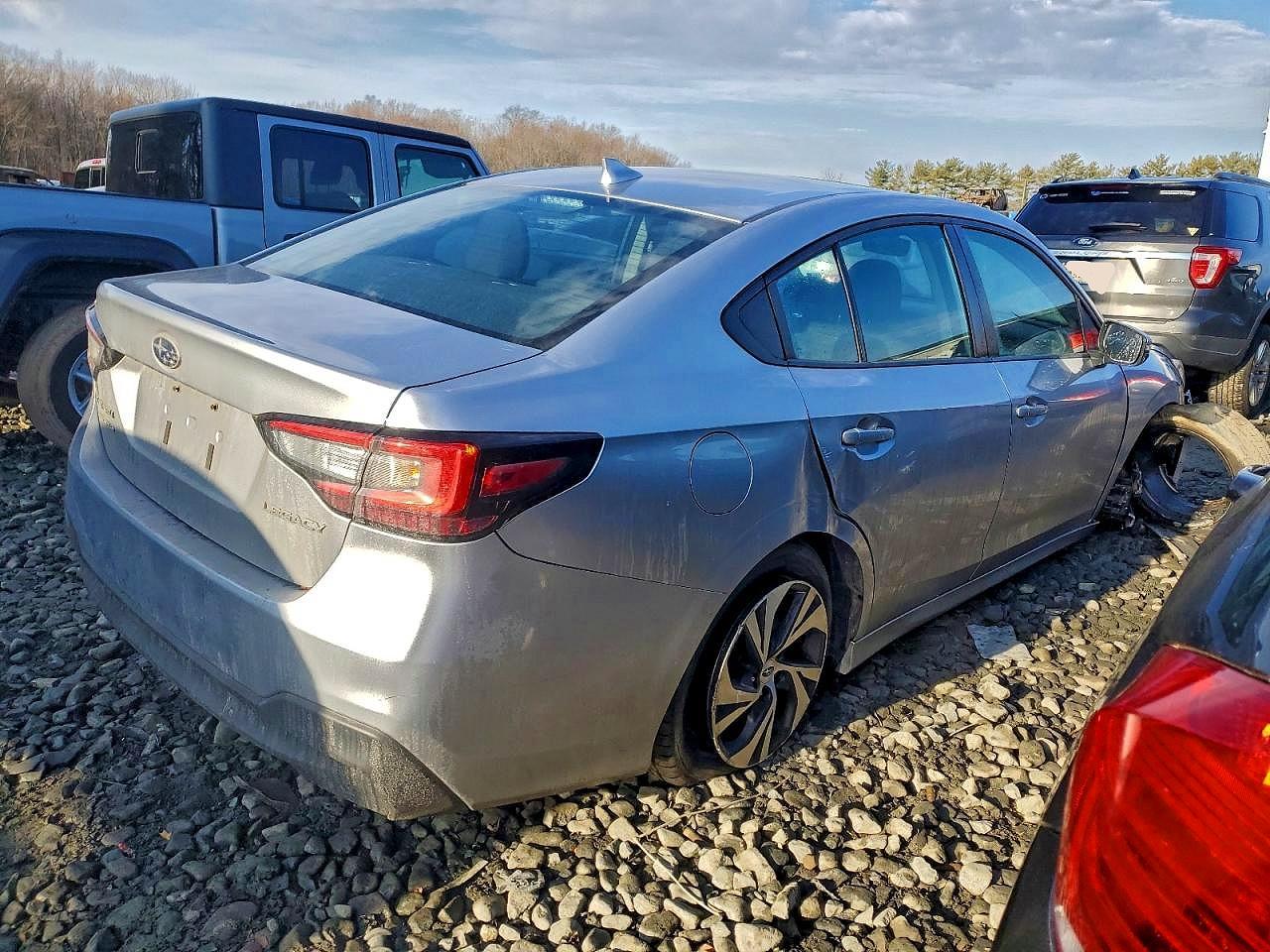 2024 SUBARU Legacy