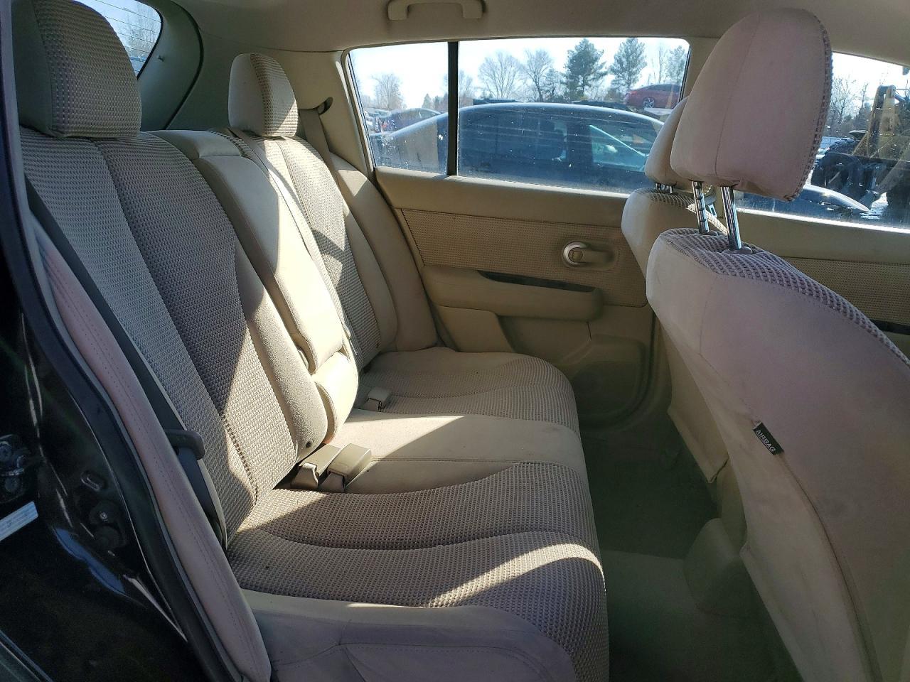 2012 NISSAN VERSA