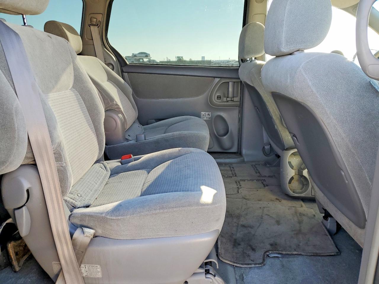 2008 TOYOTA SIENNA