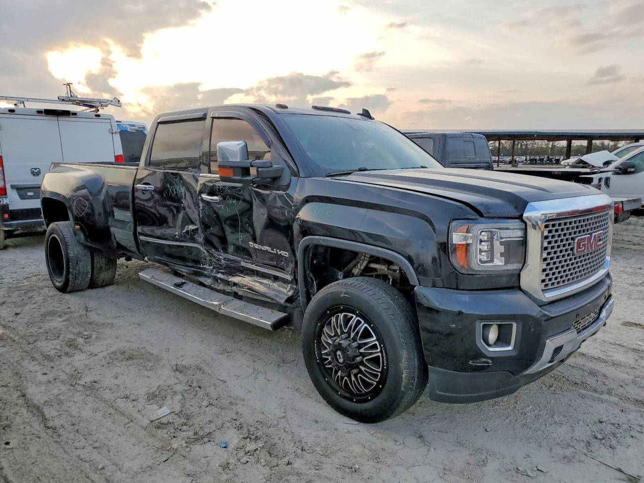 2015 GMC Sierra