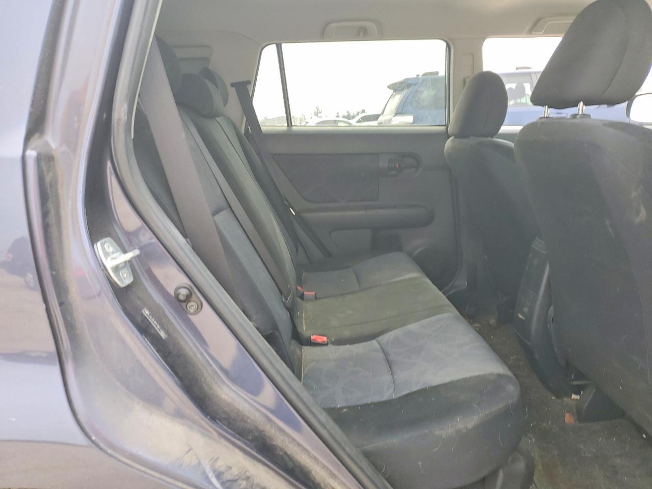 2011 TOYOTA SCION