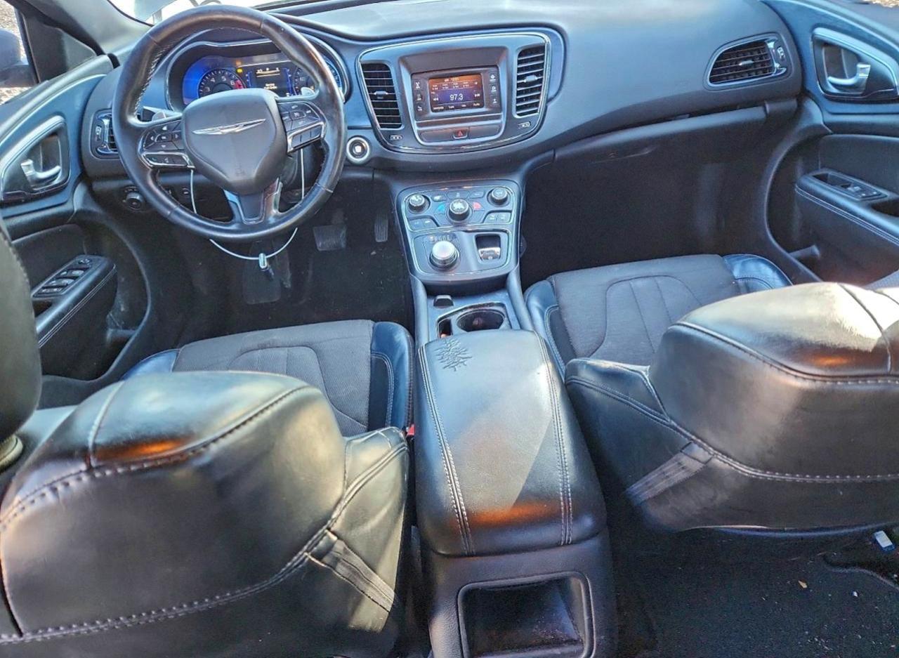 2015 CHRYSLER 200