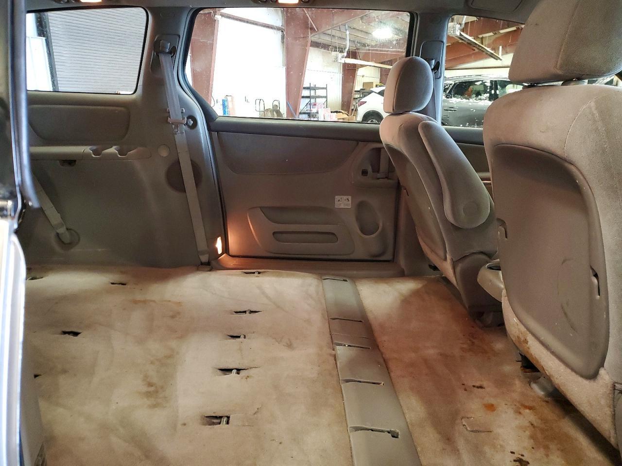 2008 TOYOTA SIENNA