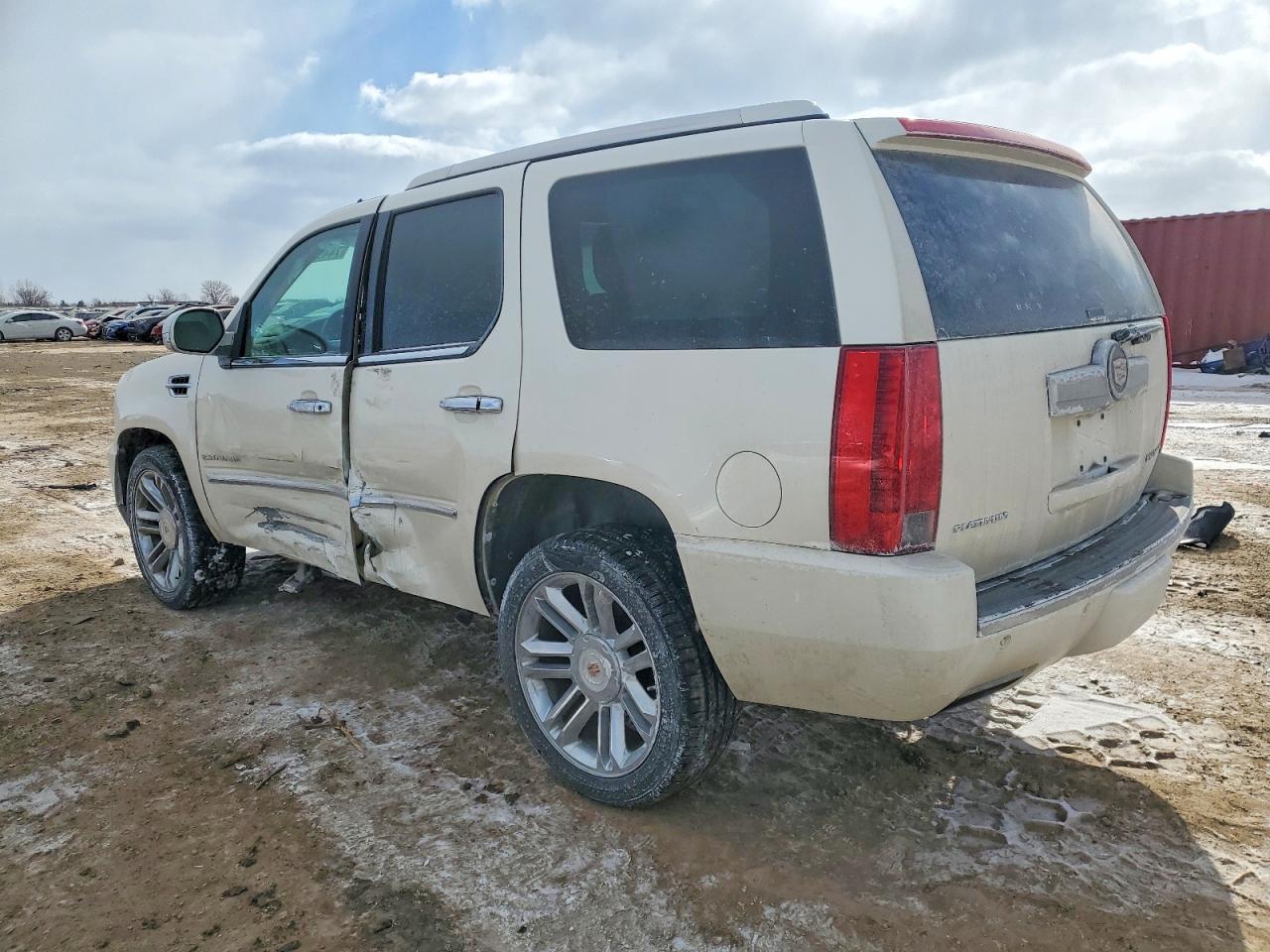 2013 CADILLAC ESCALADE
