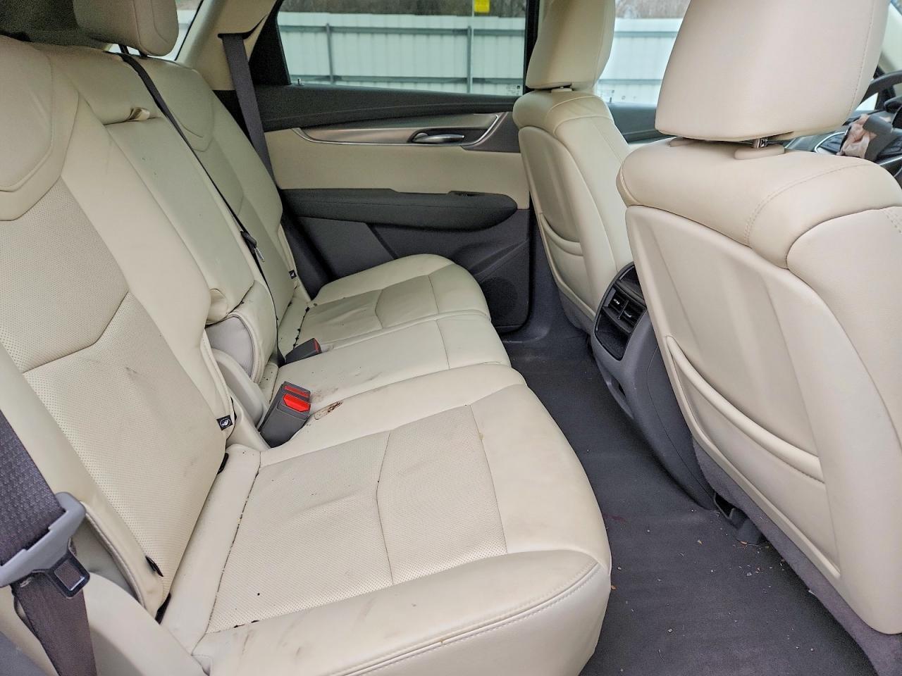 2020 CADILLAC XT5