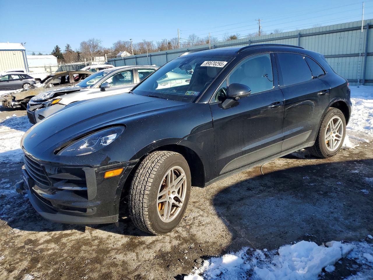 2021 PORSCHE Macan