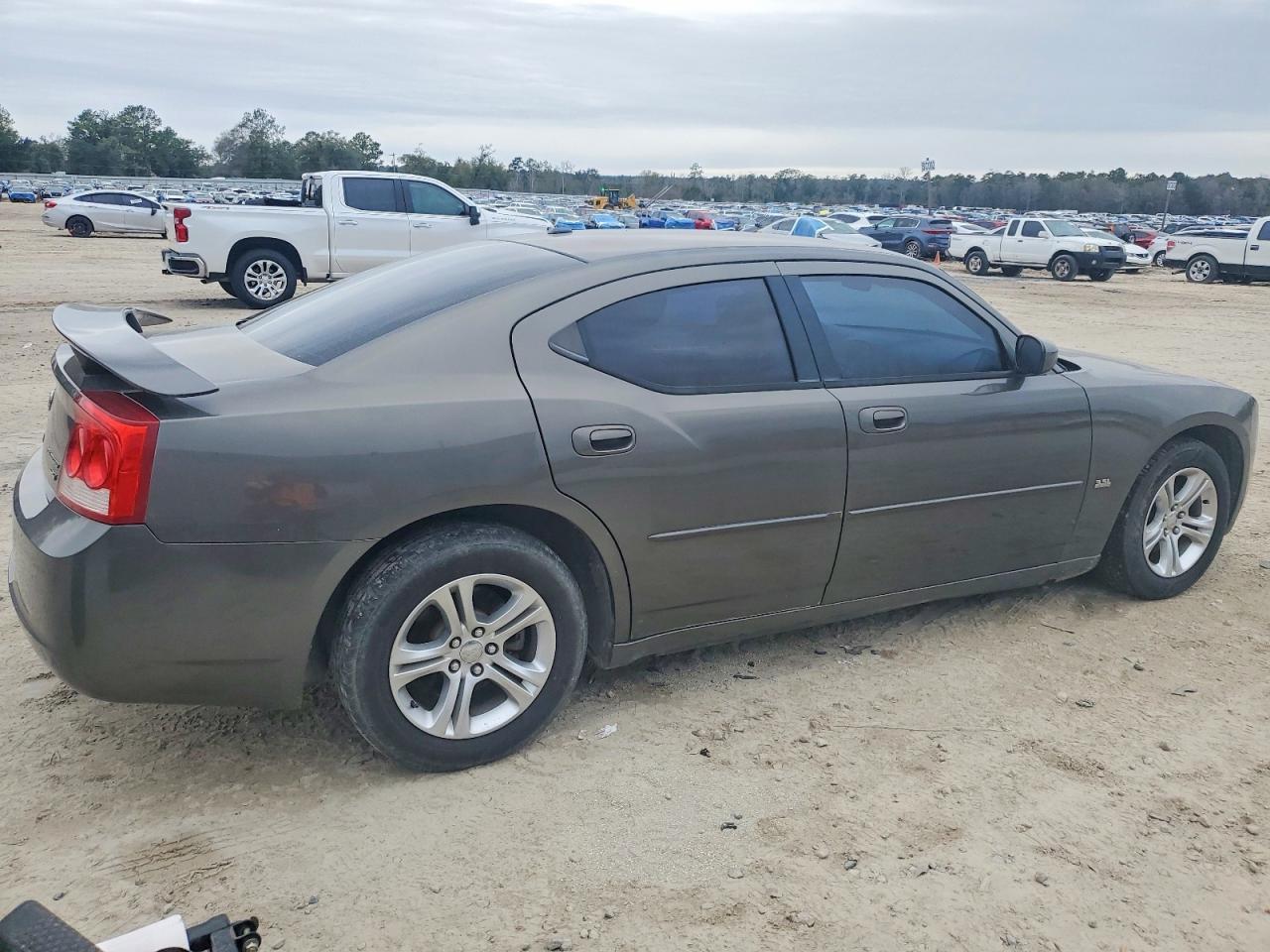 2010 DODGE CHARGER