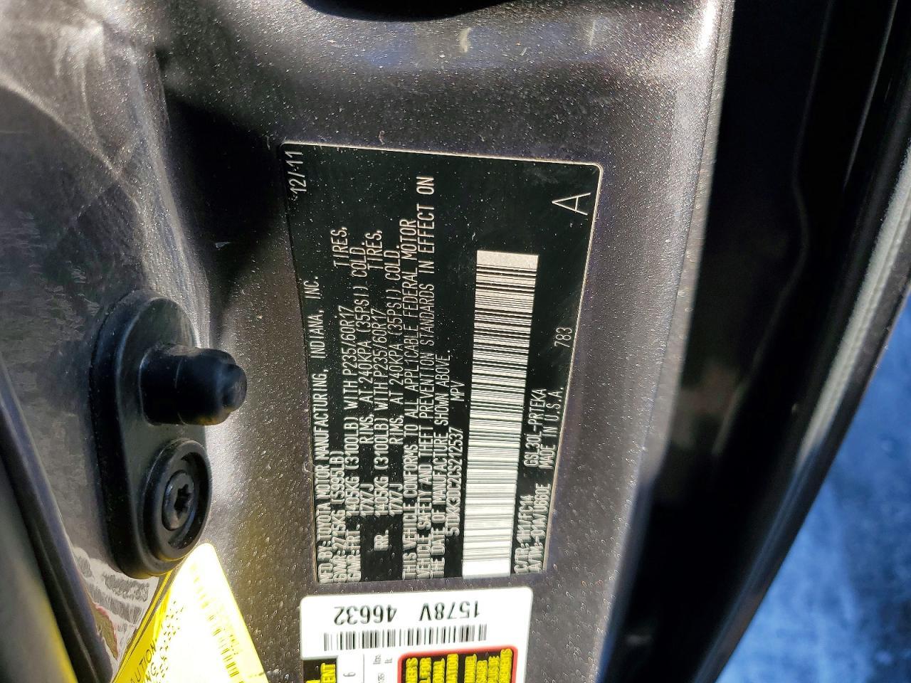 2012 TOYOTA SIENNA