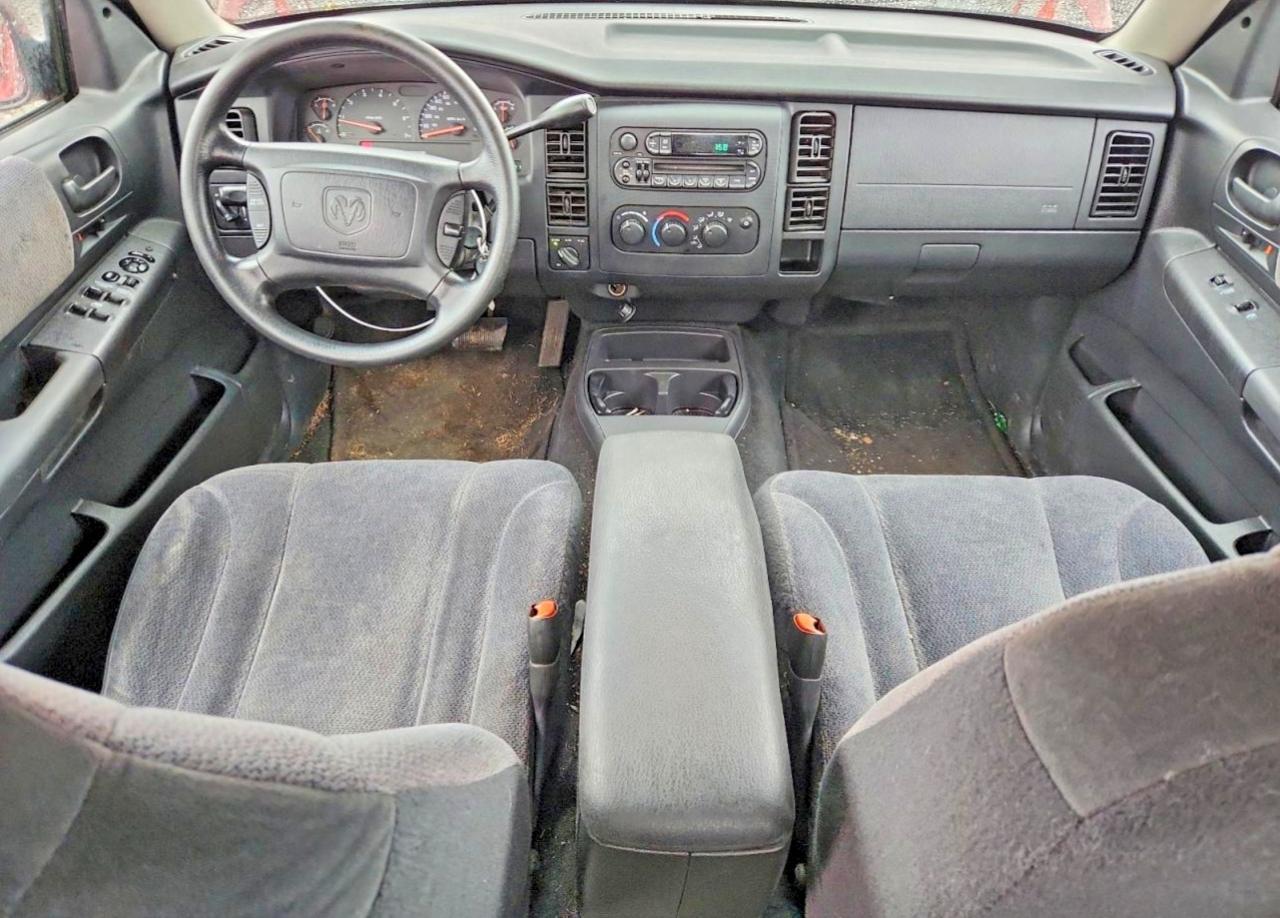 2004 DODGE Dakota