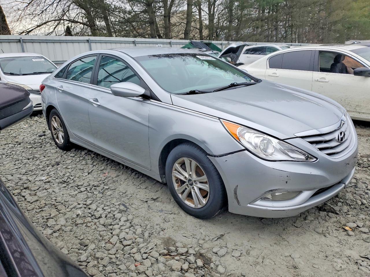 2013 HYUNDAI SONATA