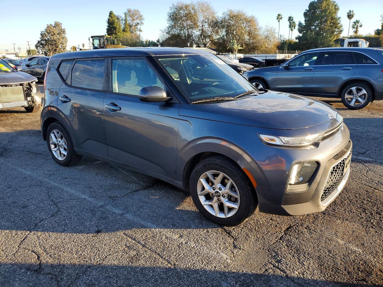 2021 KIA SOUL