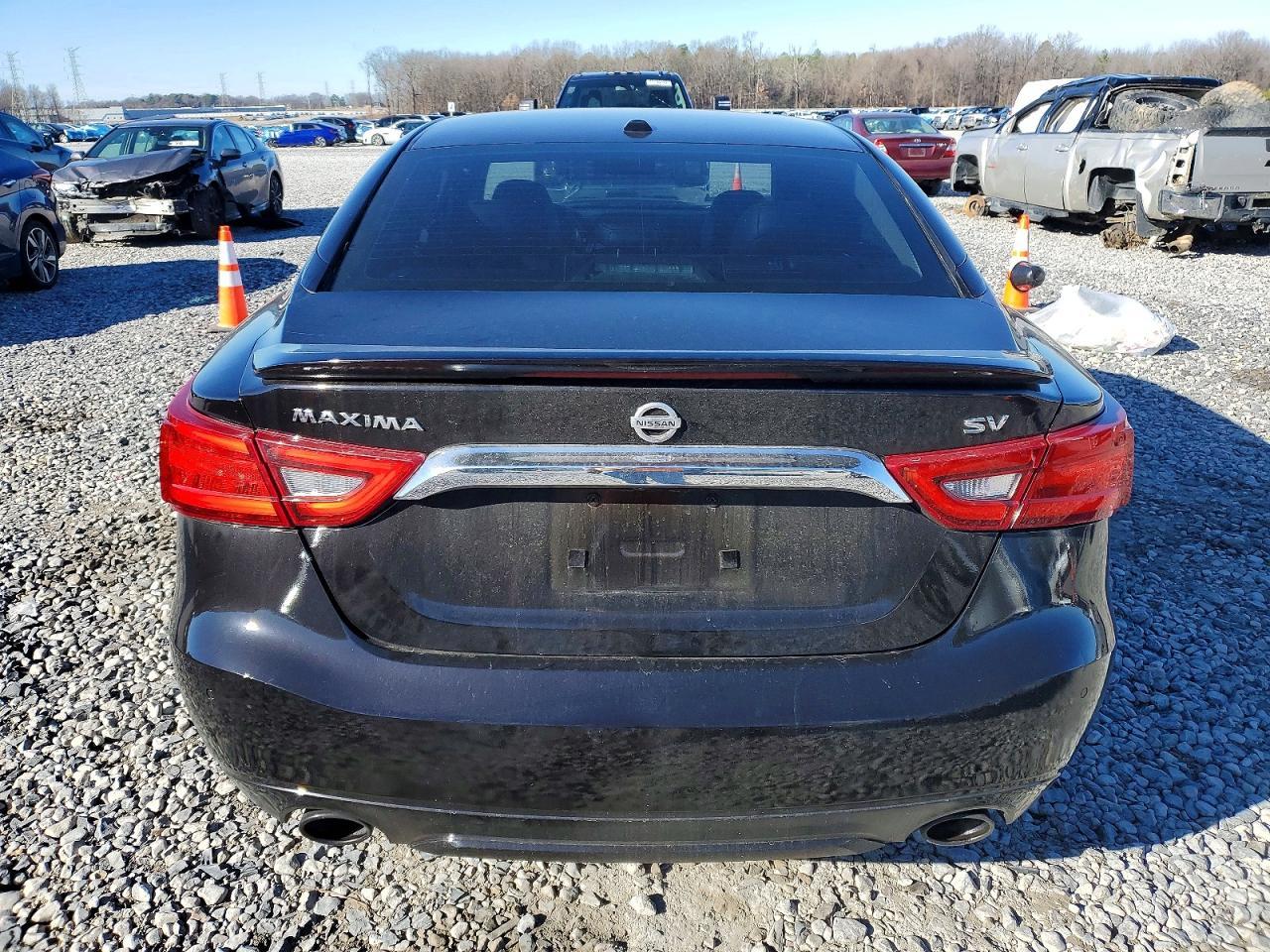 2016 NISSAN Maxima