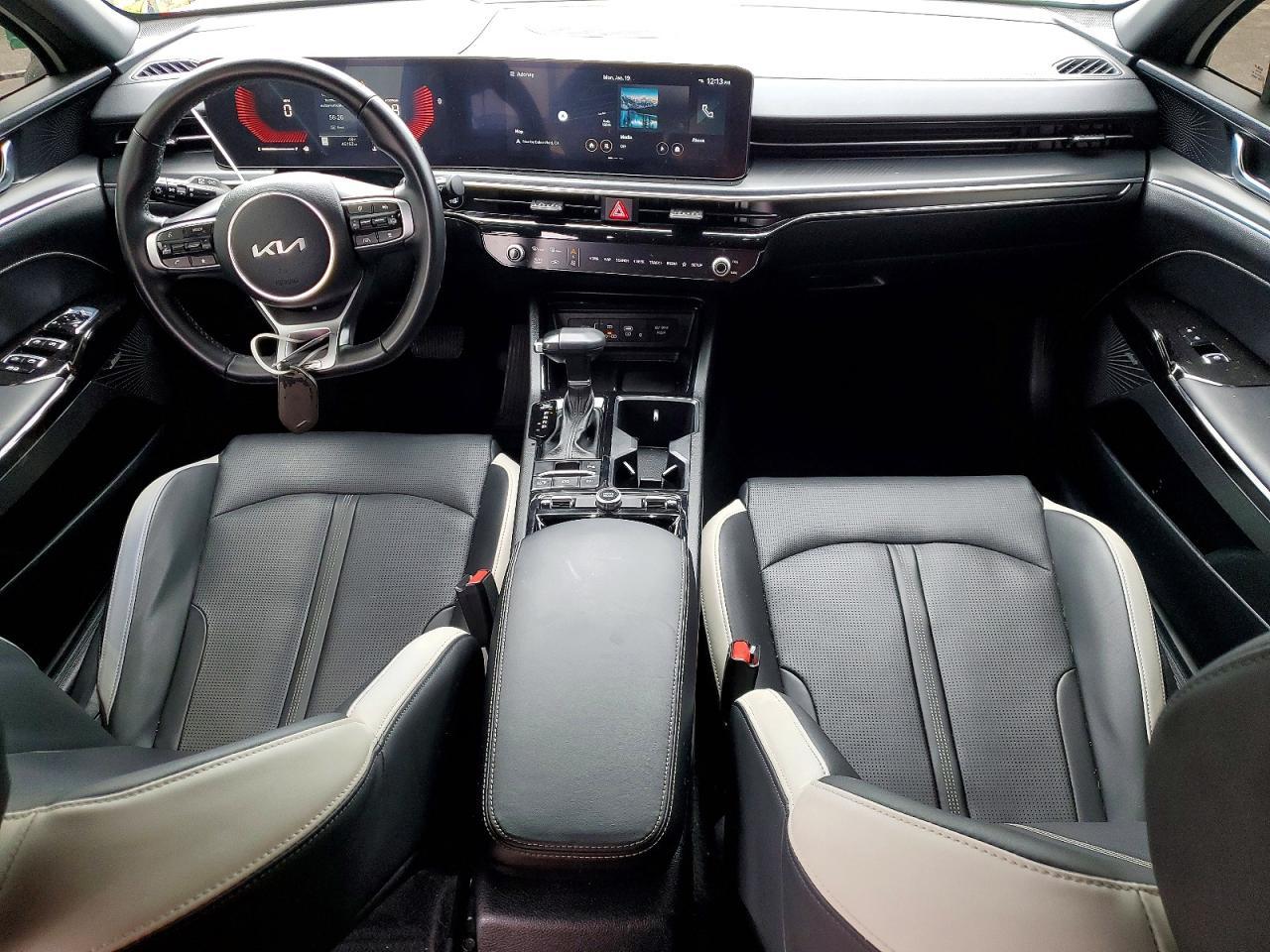 2025 KIA K5