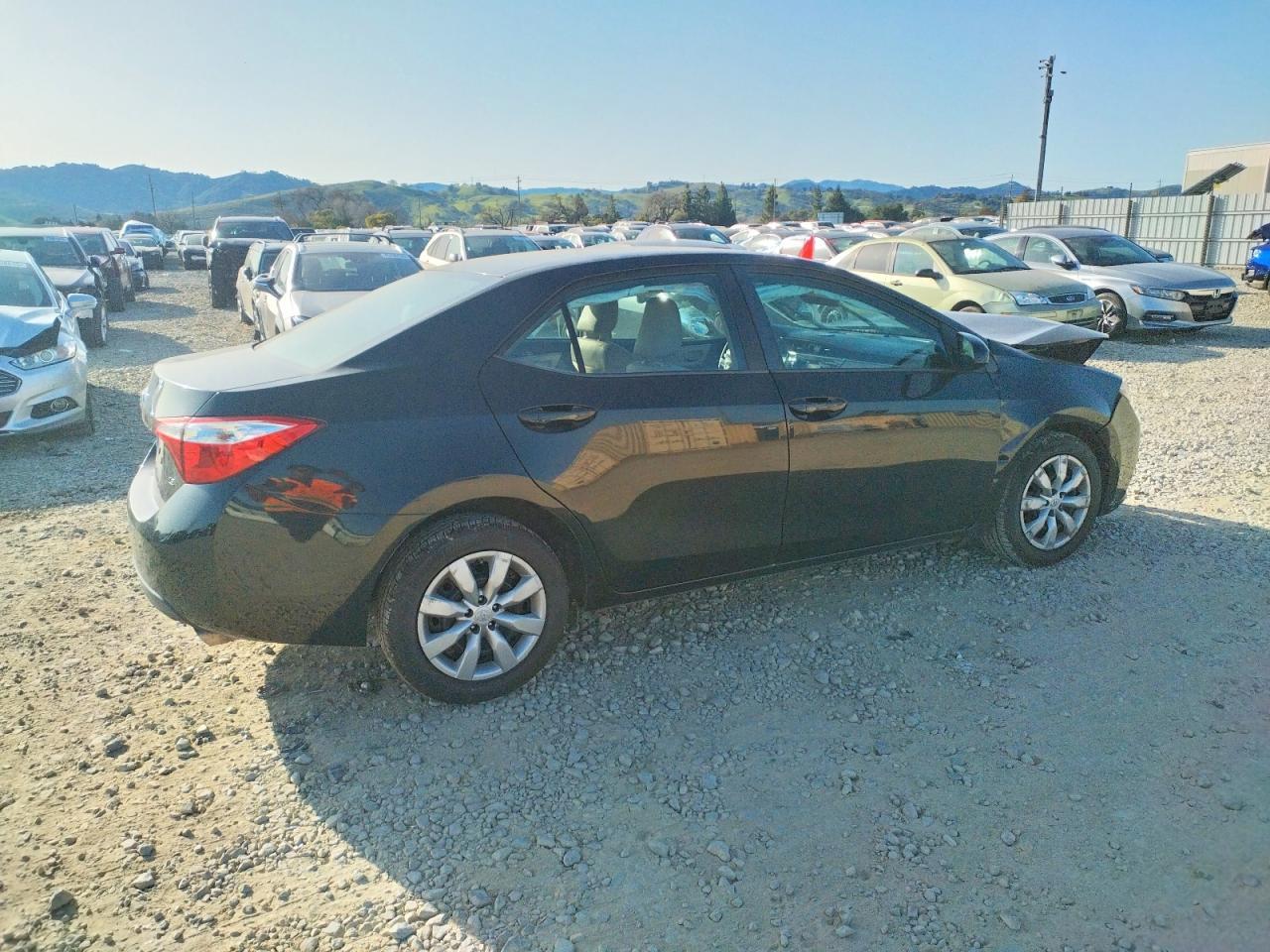 2016 TOYOTA COROLLA