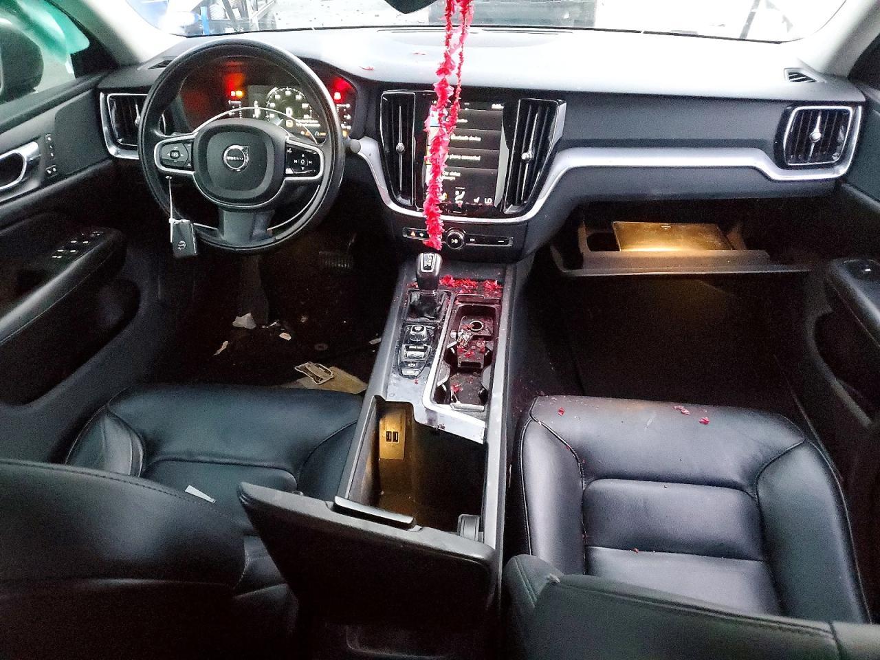 2019 VOLVO S60
