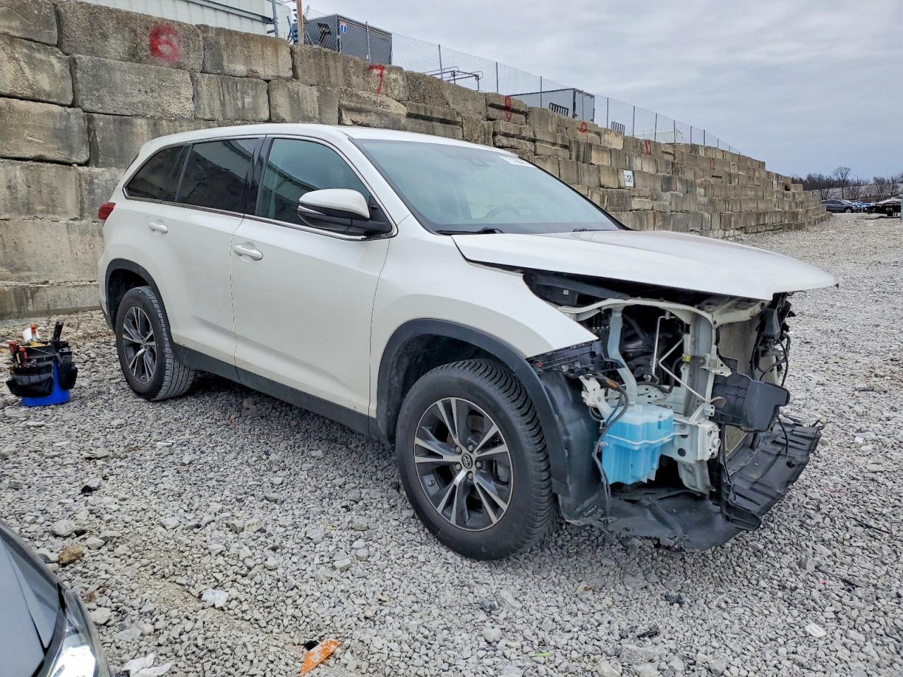 2019 TOYOTA HIGHLANDER