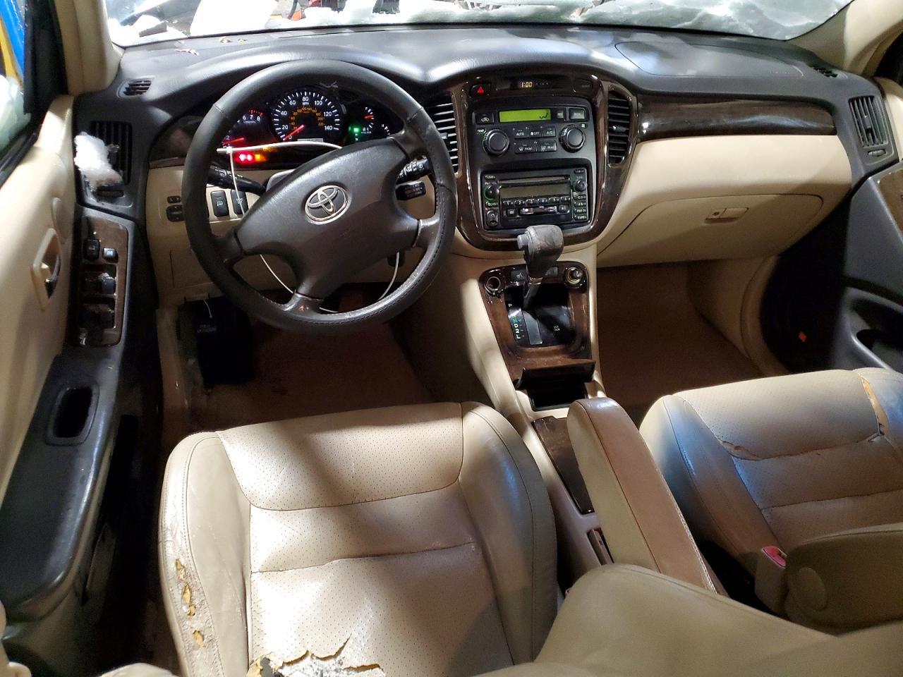 2002 TOYOTA HIGHLANDER