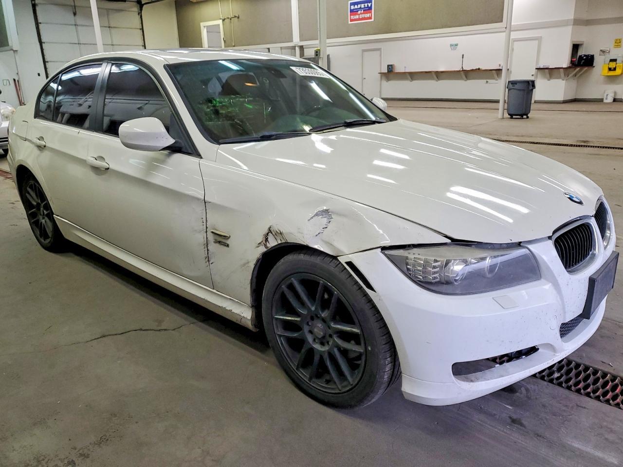 2011 BMW 3 SERIES