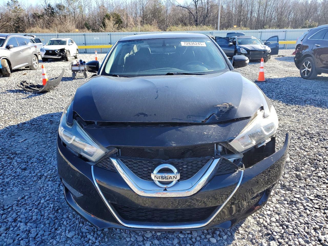 2016 NISSAN Maxima