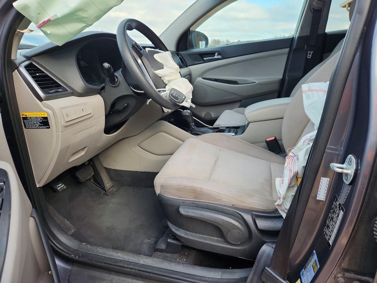 2016 HYUNDAI TUCSON