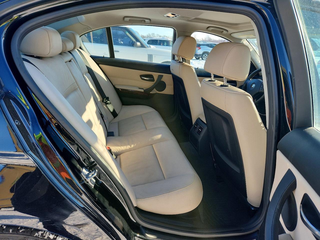 2011 BMW 3 SERIES
