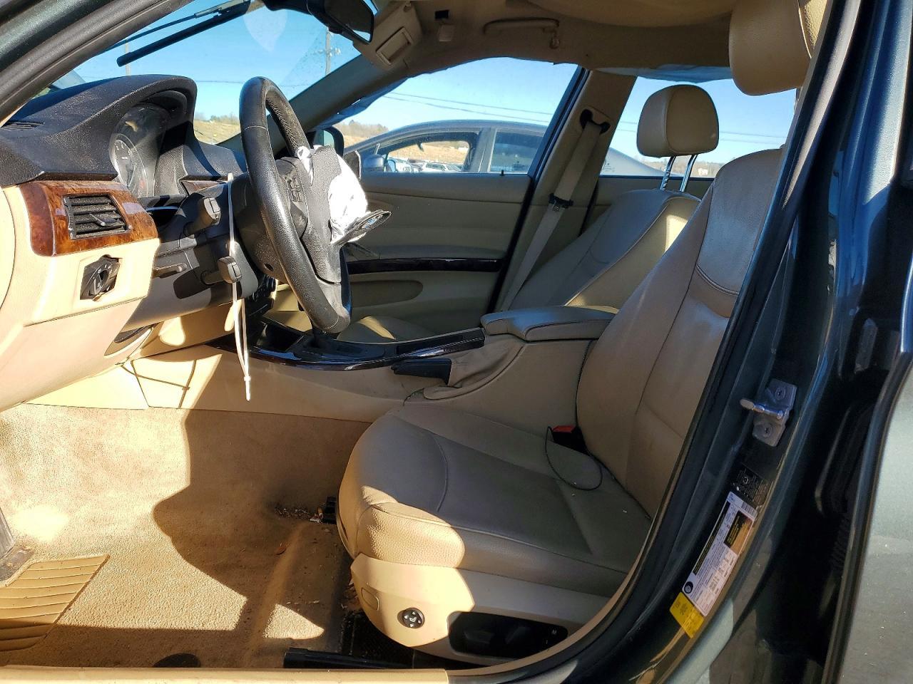 2010 BMW 3 SERIES