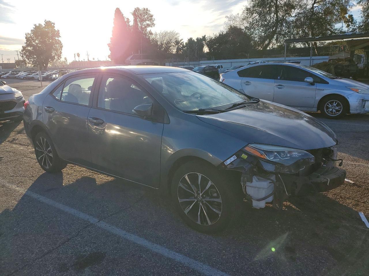 2017 TOYOTA COROLLA