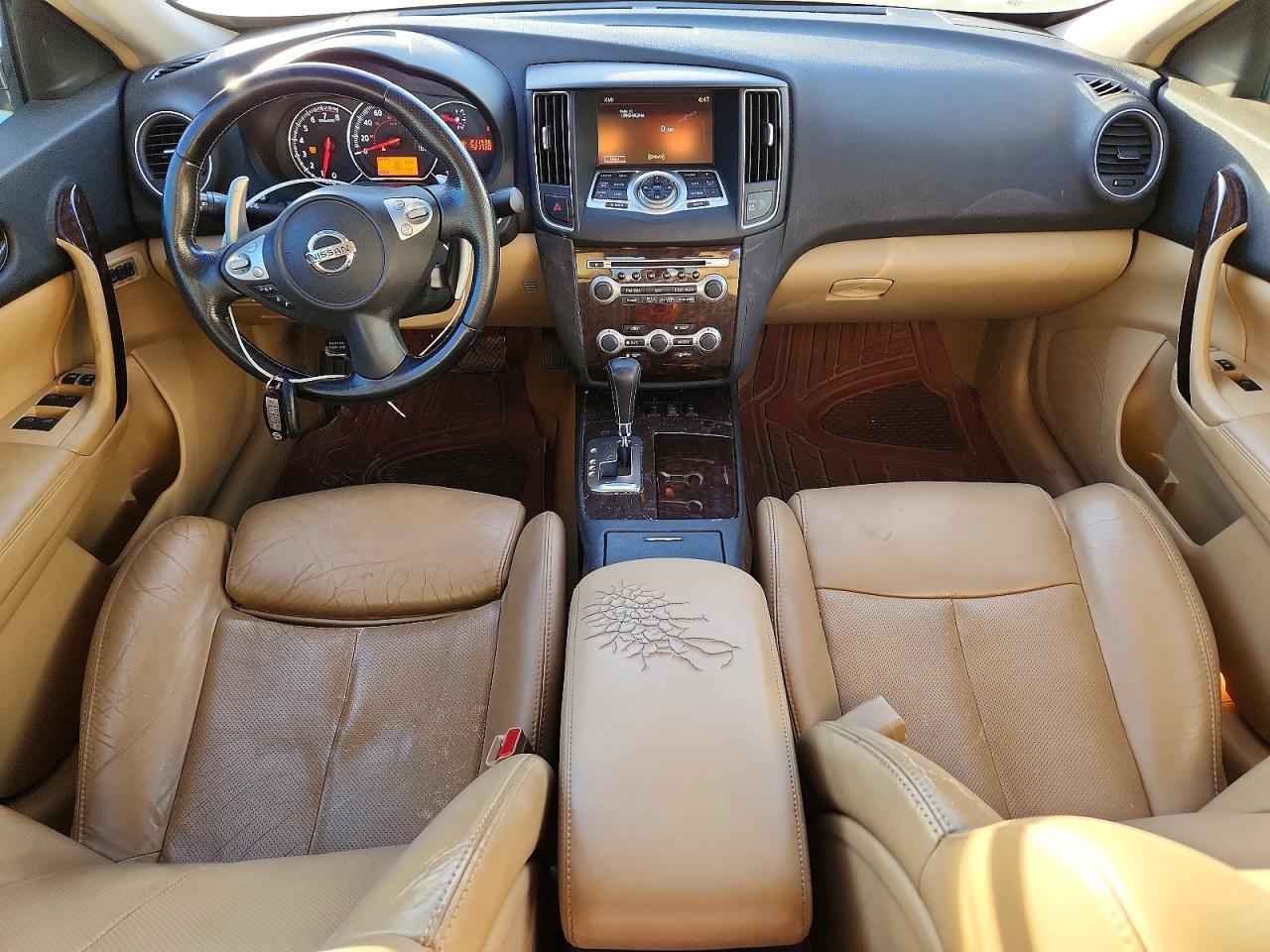 2011 NISSAN Maxima