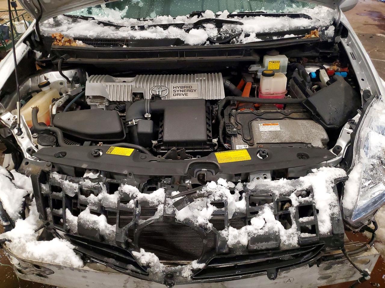 2011 TOYOTA PRIUS