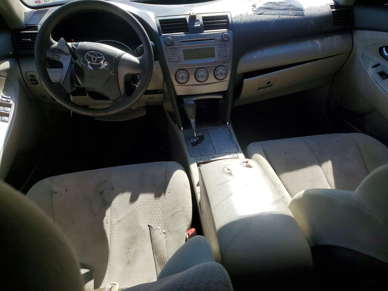 2011 TOYOTA CAMRY