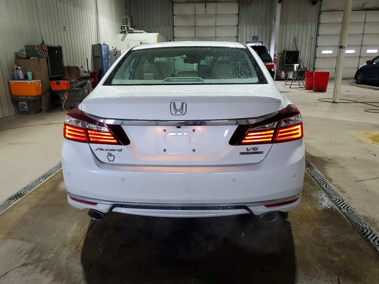 2017 HONDA ACCORD
