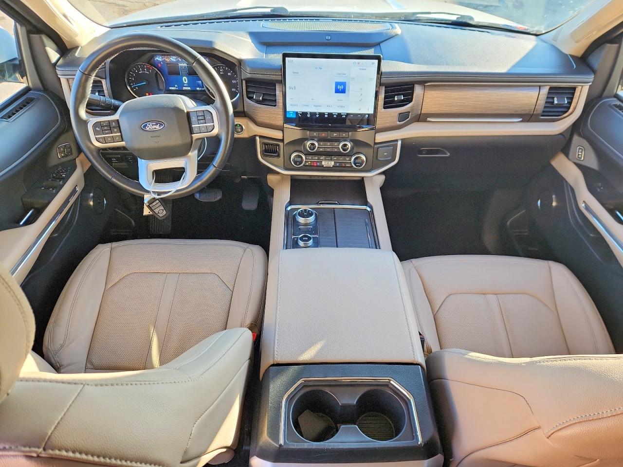 2022 FORD Expedition