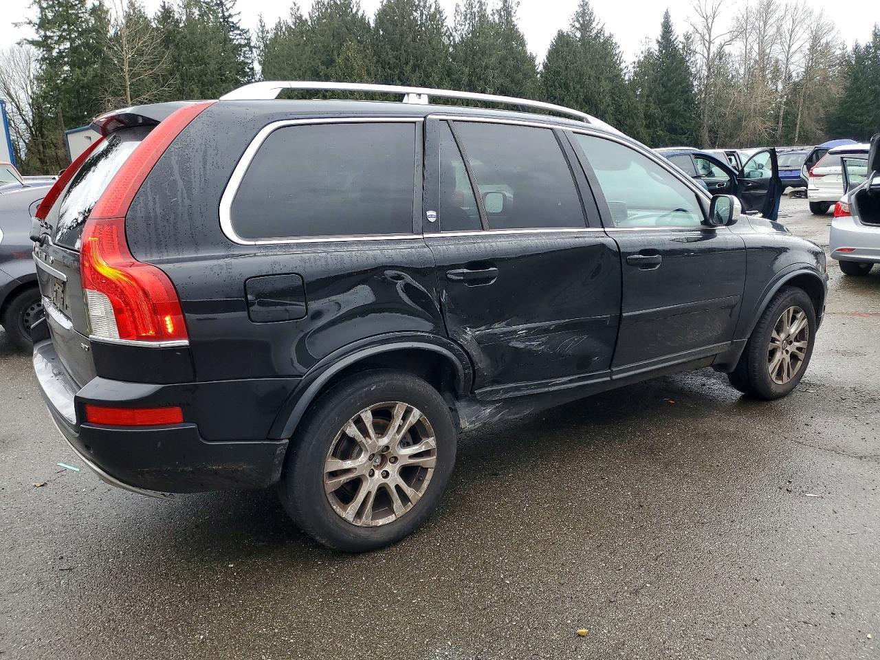 2014 VOLVO XC90