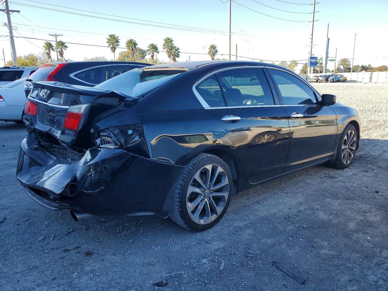 2015 HONDA ACCORD