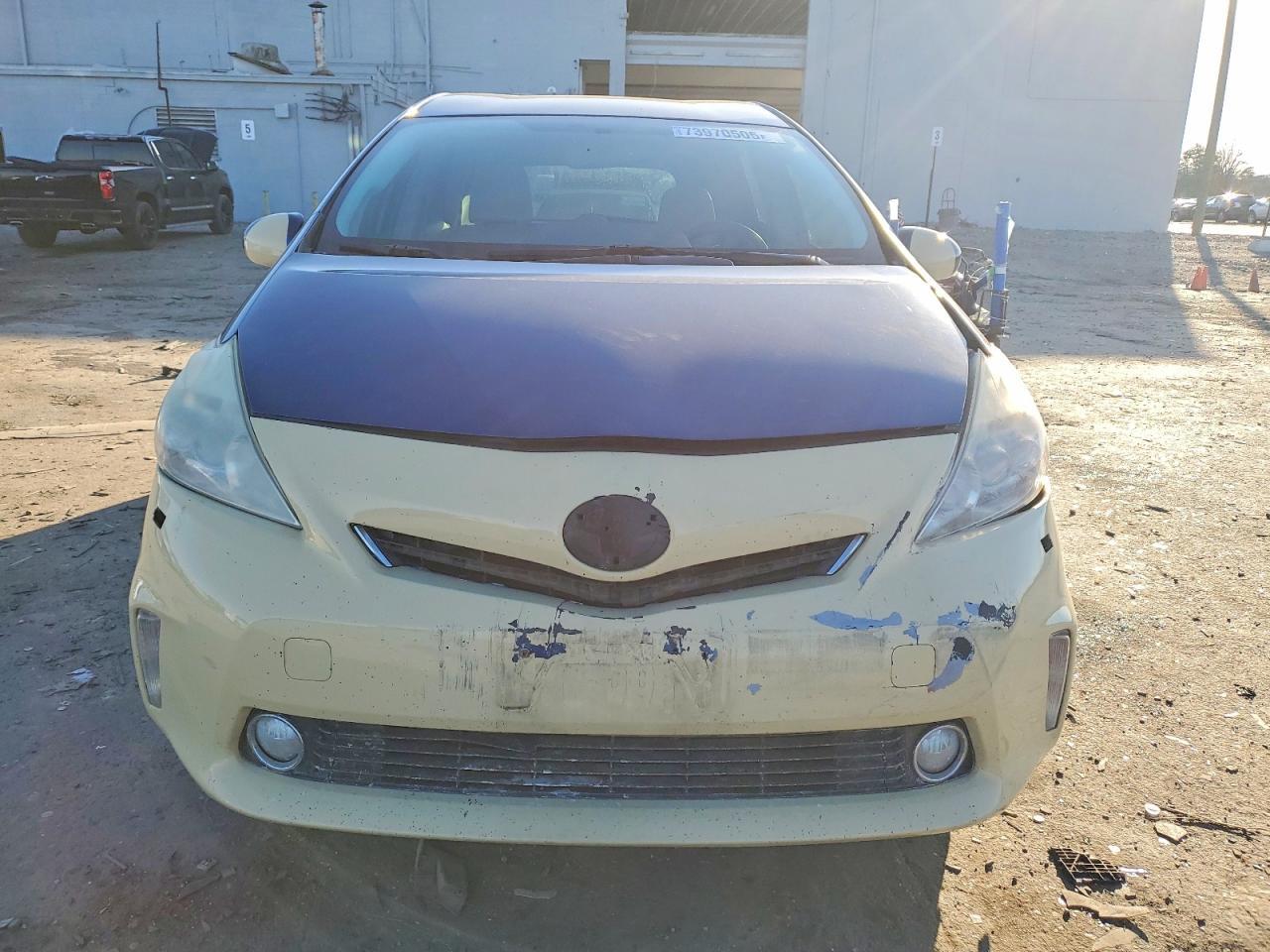 2012 TOYOTA PRIUS V