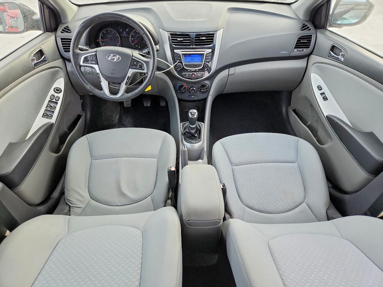 2012 HYUNDAI ACCENT