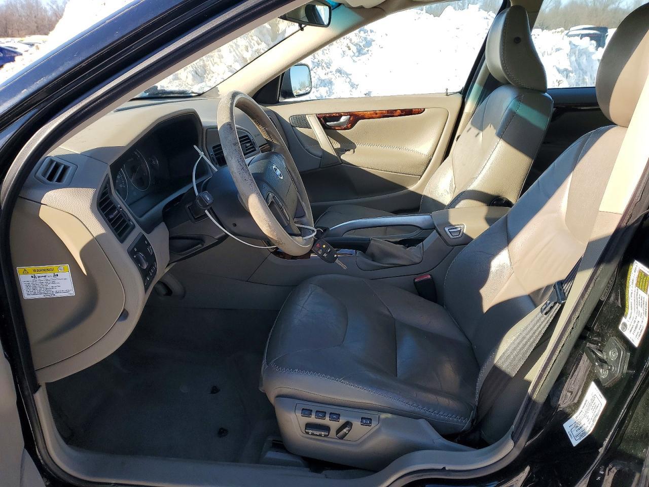 2005 VOLVO XC70