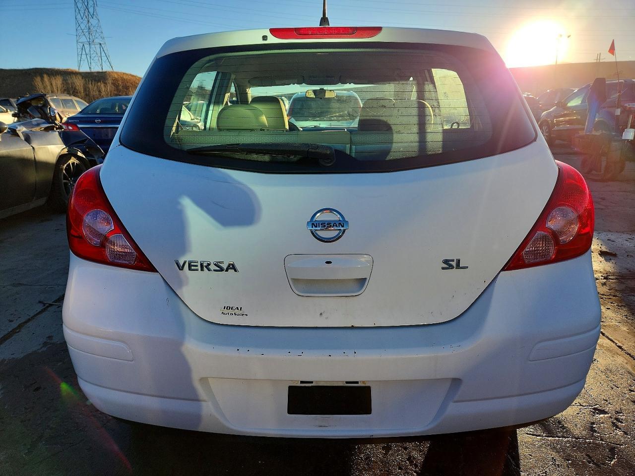2009 NISSAN VERSA