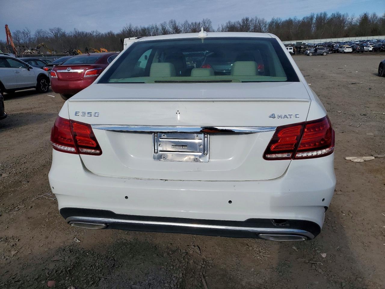 2014 MERCEDES-BENZ E-Class