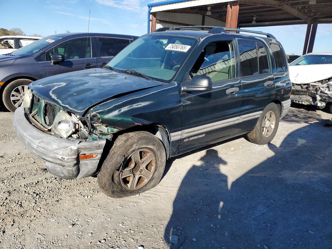 2004 CHEVROLET TRACKER