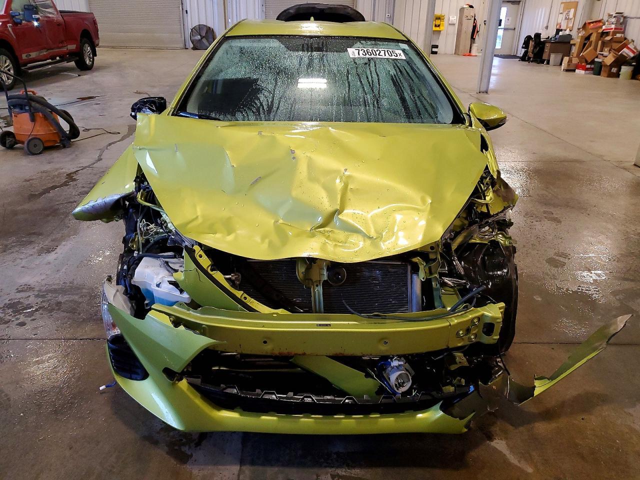2016 TOYOTA Prius c