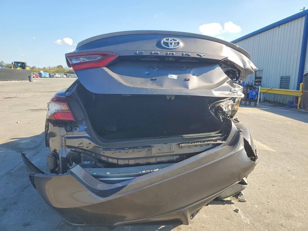 2024 TOYOTA CAMRY
