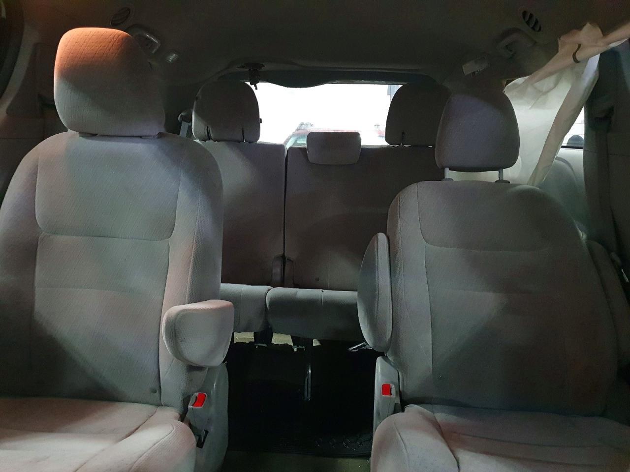 2015 TOYOTA SIENNA