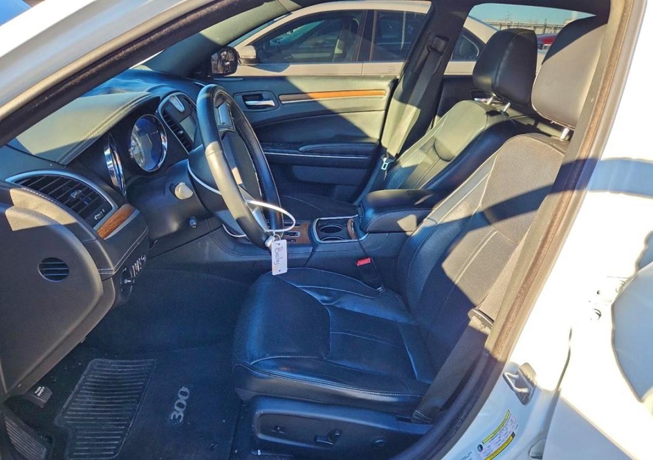 2012 CHRYSLER 300