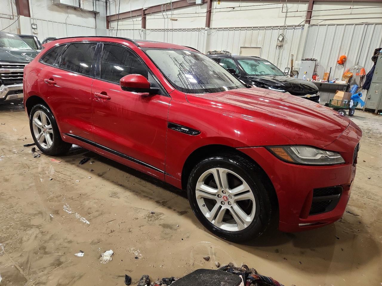 2017 JAGUAR F-Pace